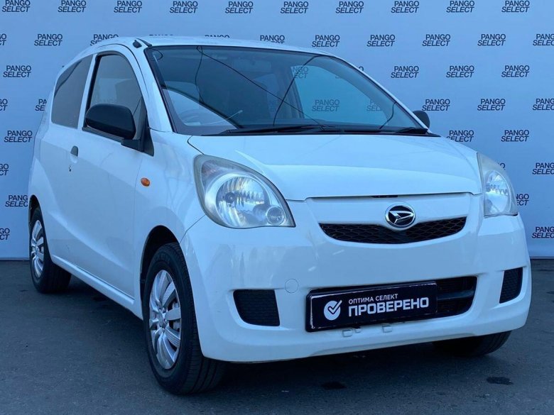 Daihatsu mira 2009