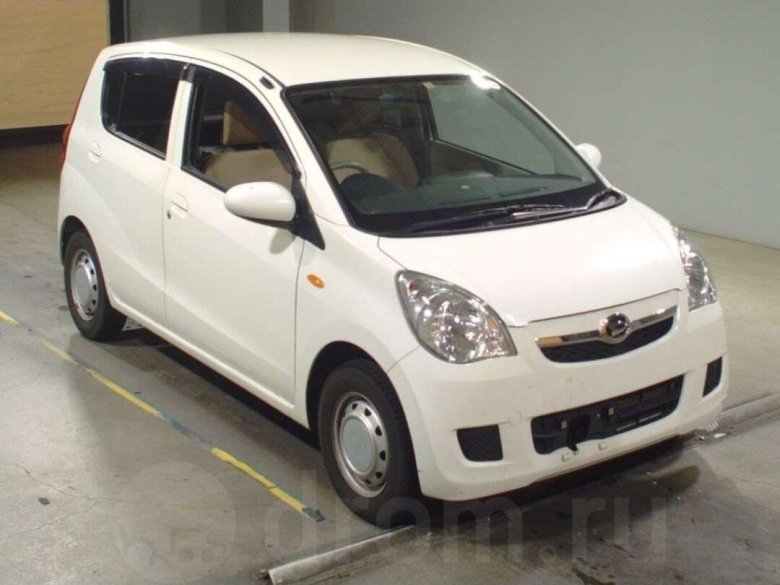 Daihatsu Mira l275