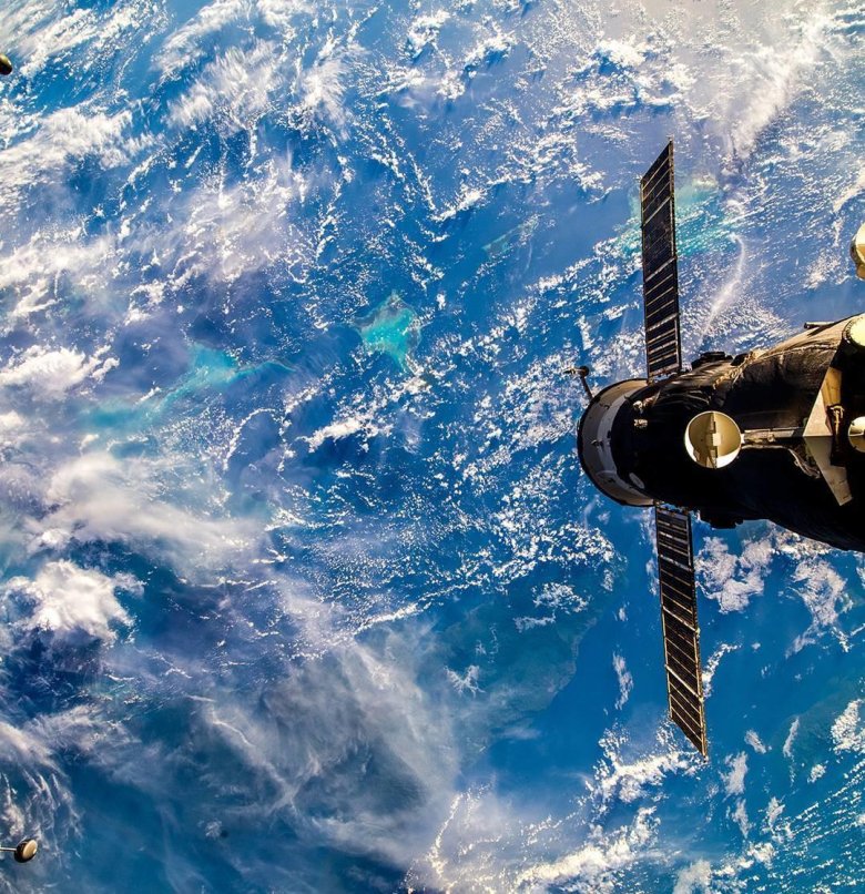 Земля в иллюминаторе