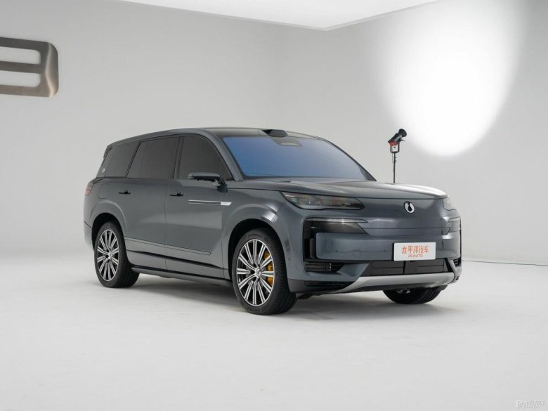 Новые внедорожники