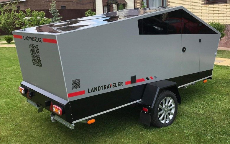 Tesla CYBERTRUCK