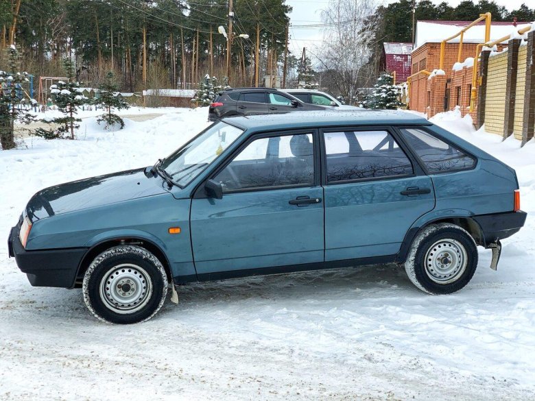 ВАЗ 2109 серый металлик