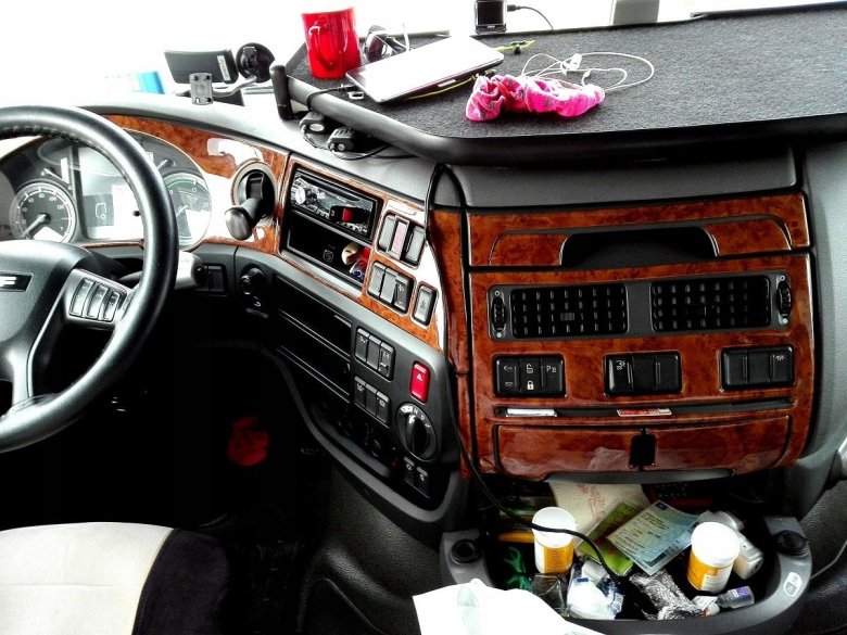 DAF XF 106 кабина