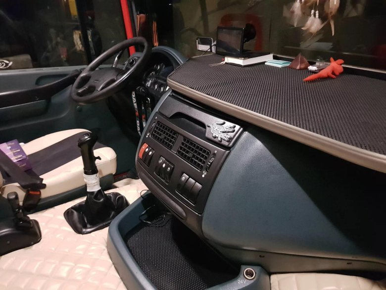 DAF XF 105 Tuning салона