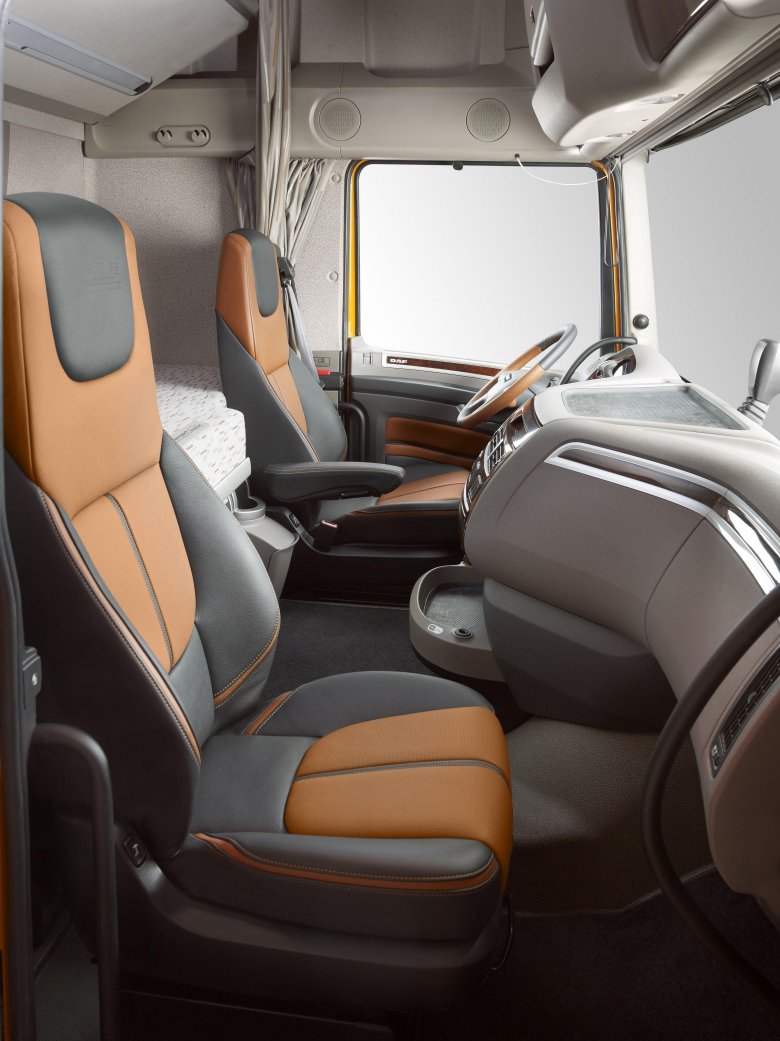 DAF XF 2021 салон