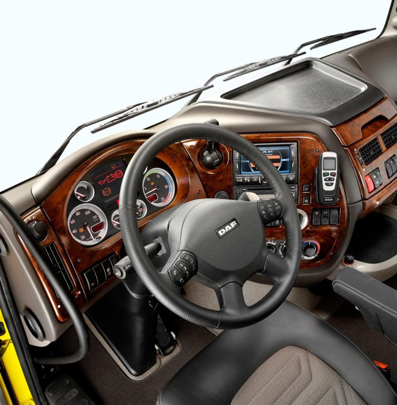 DAF XF 105 салон