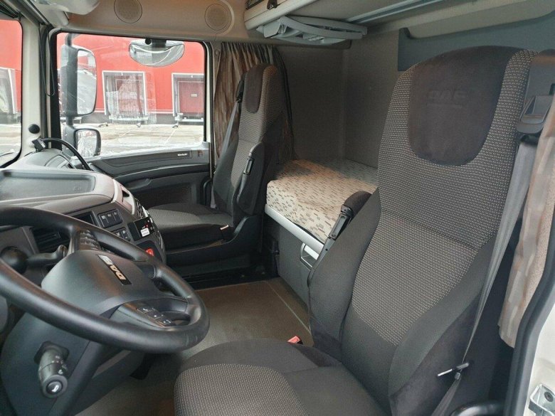 Даф 106 кабина