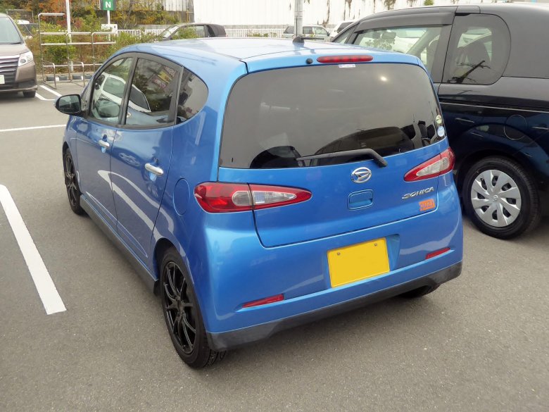 Дайхатсу 2005