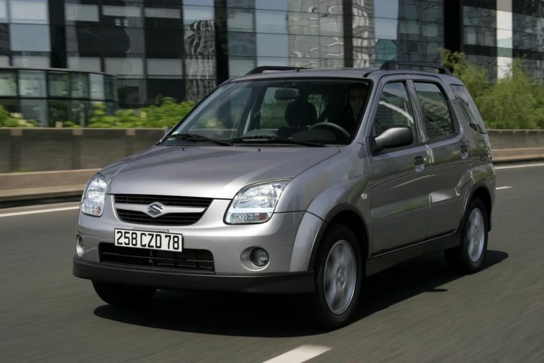 Сузуки Игнис 2004