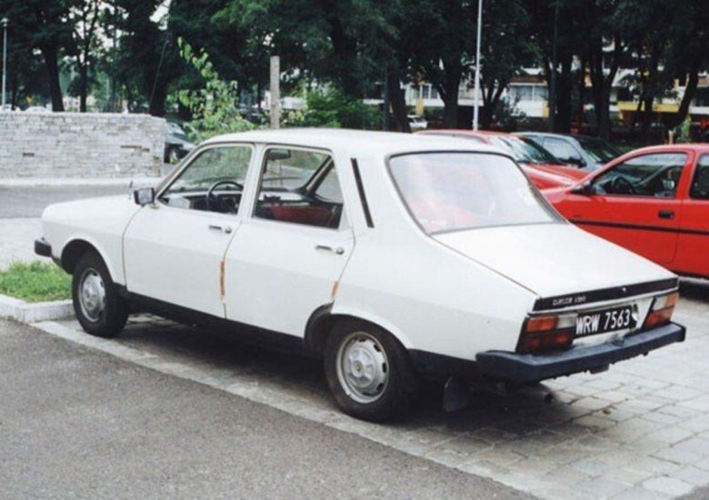 Dacia 1990