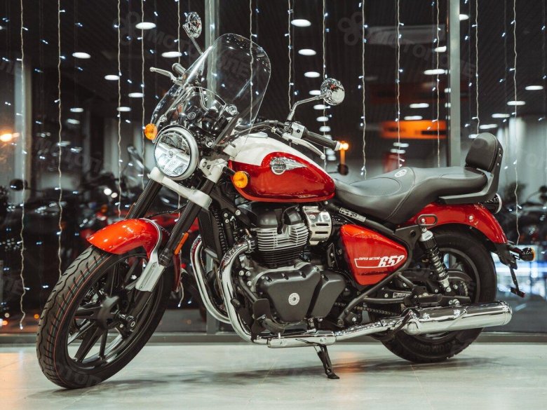 Royal enfield super meteor 650