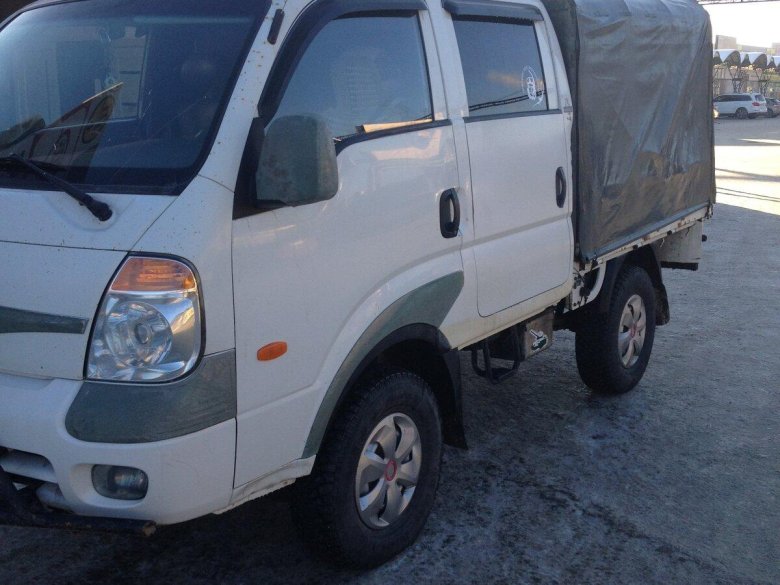 Купить двухкабинный грузовик 4вд категория с в Приморском крае