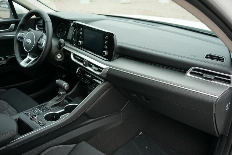 Kia k5 салон