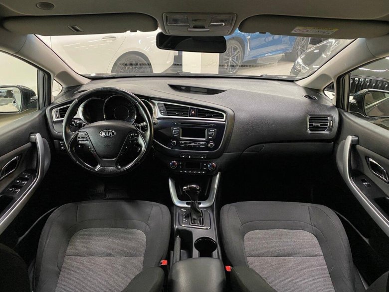 Kia Ceed 2018 серый