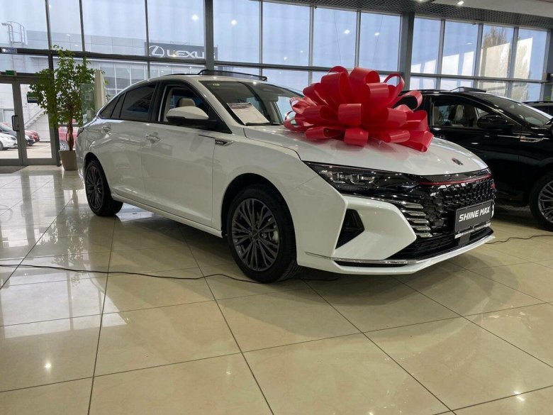 Dongfeng Shine Max 2023 года белый