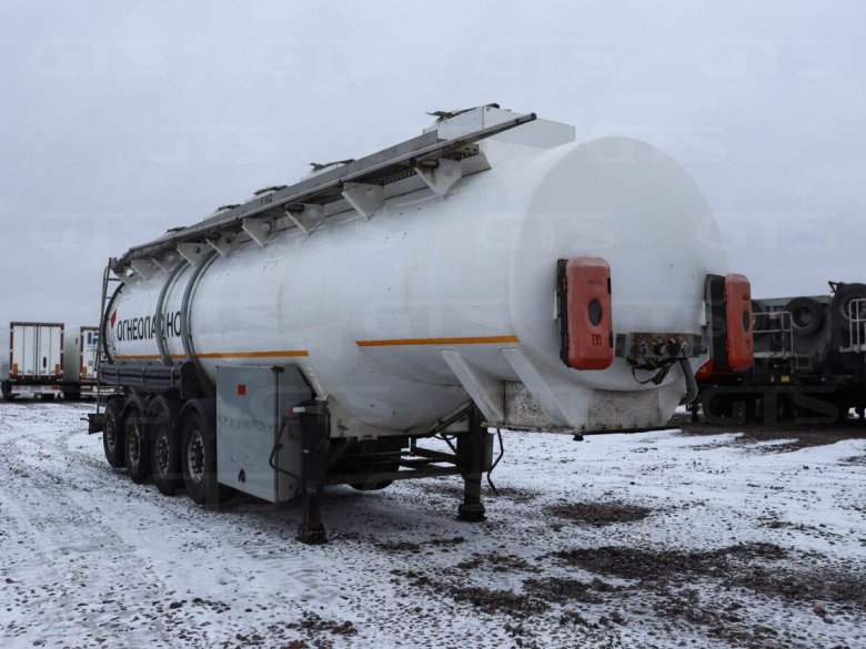 Полуприцеп бензовоз