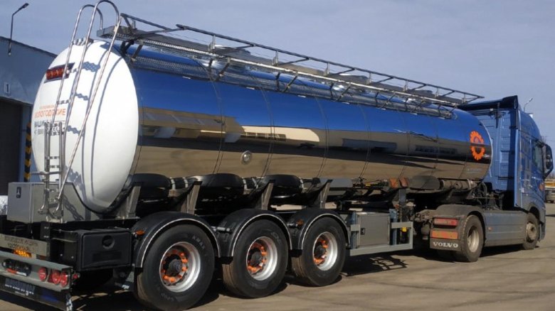 9674 Полуприцеп-цистерна