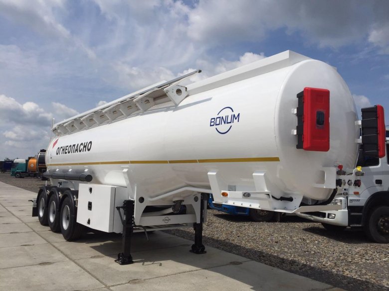Полуприцеп бензовоз Бонум