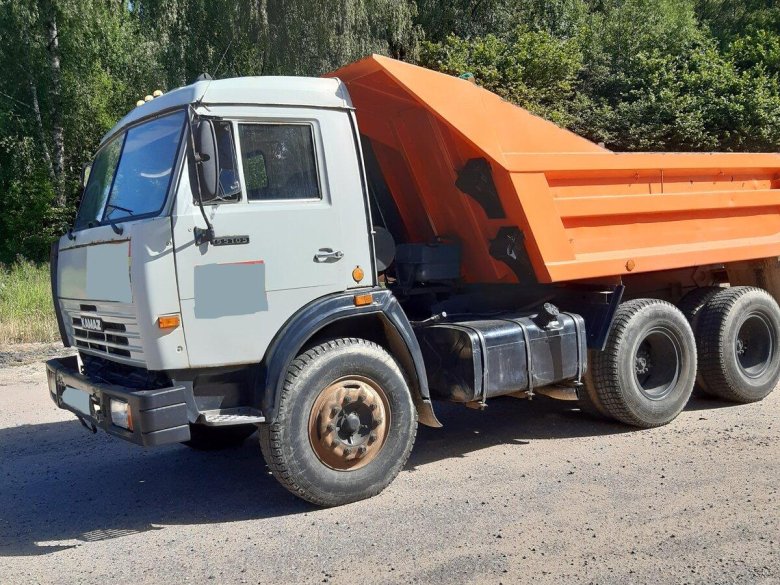 Самосвал камаз 55111