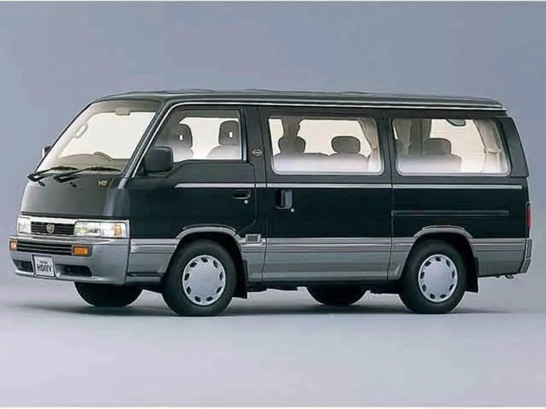 Nissan Minivan 1990