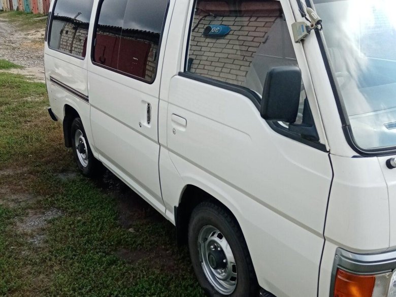 Ниссан караван e24