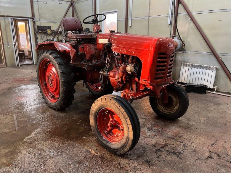 Трактор дт 20