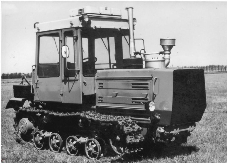 Трактор гусеничный ХТЗ-181