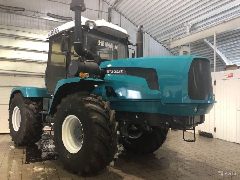 Трактор ХТЗ 243