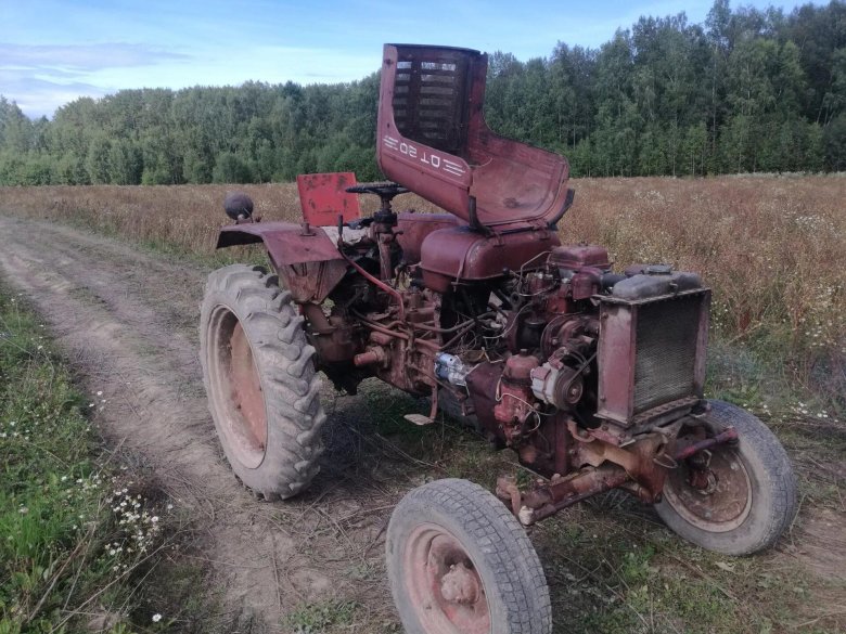 ДТ-20 трактор