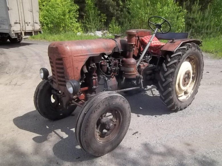 ДТ-20 трактор