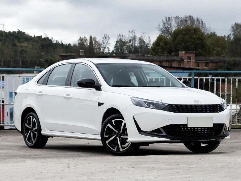 Китайский седан kaiyi e 5