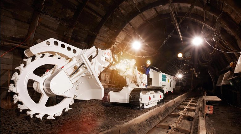 Очистной комбайн УКД-400