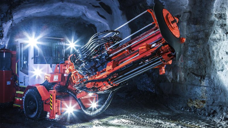 Подземная буровая машина Сандвик