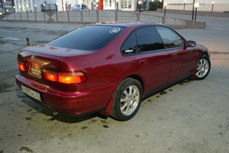 Honda accord 5 1998