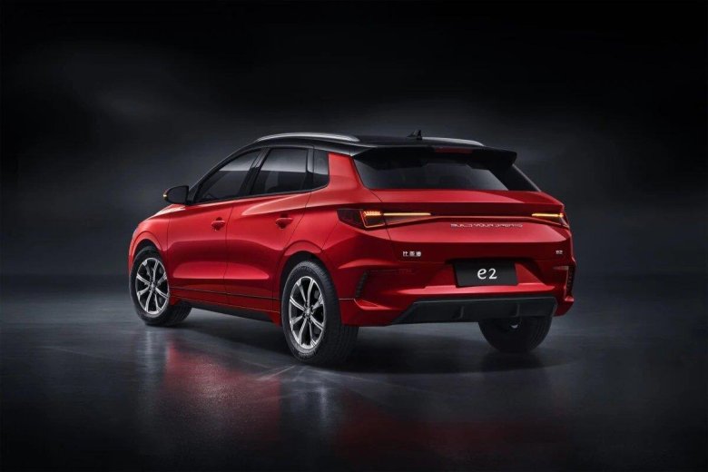 BYD e2 2021