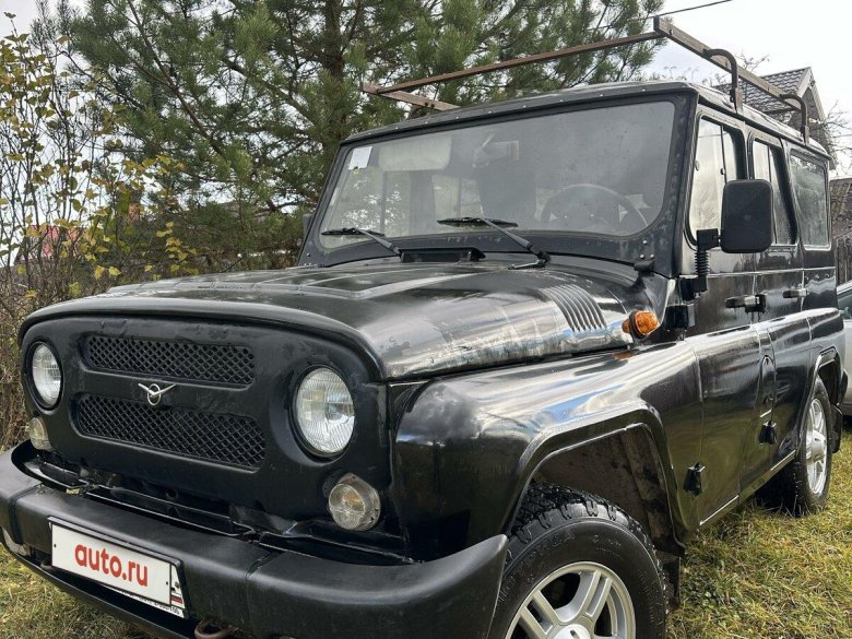 Черный уаз хантер