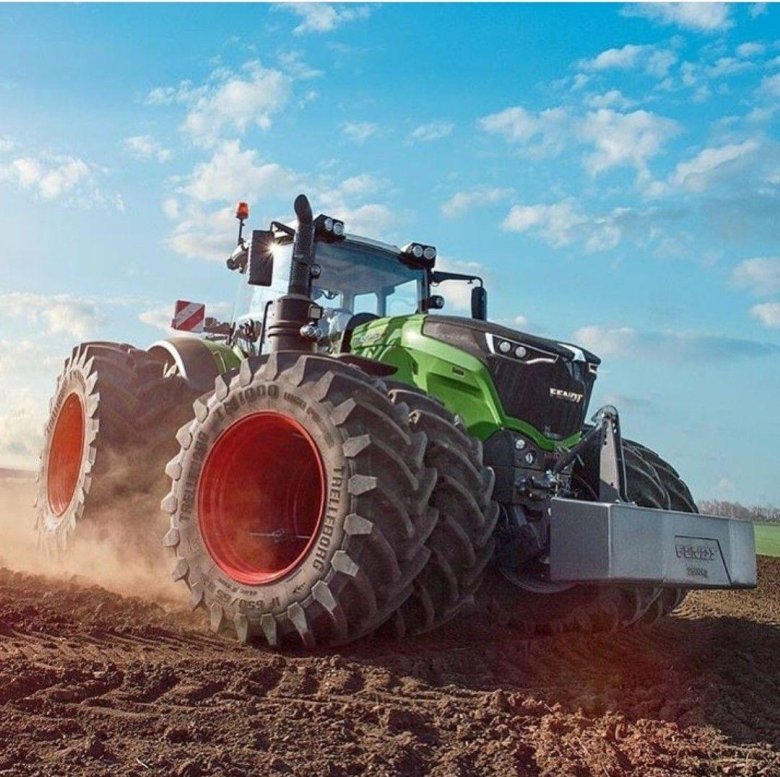 Трактор Фендт 1050