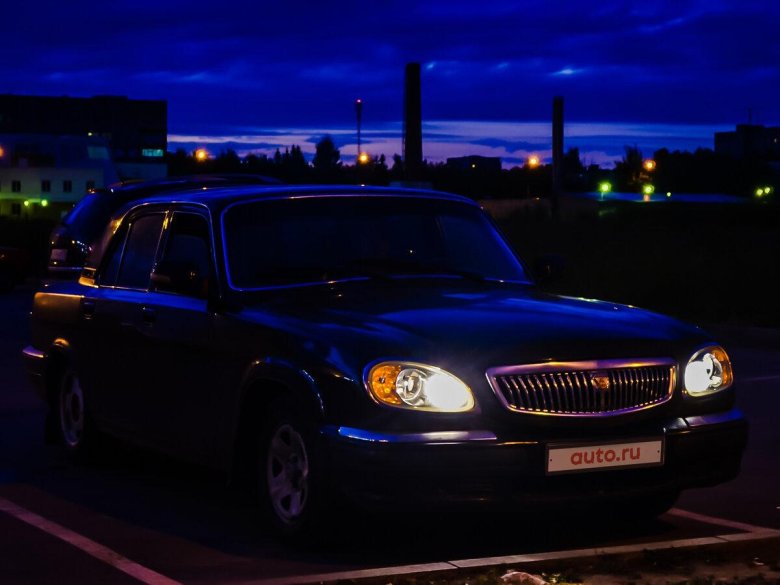 Волга ГАЗ 31105