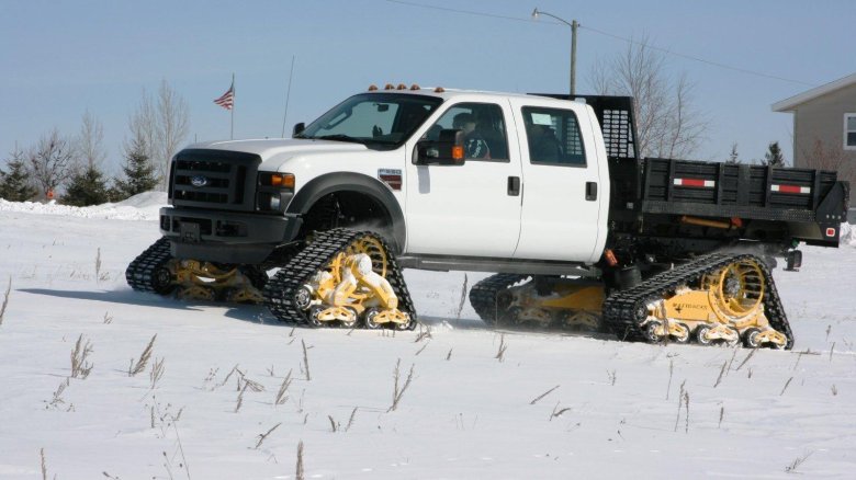 Ford f350 на гусеницах