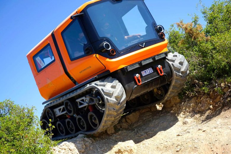 Электровездеход гусеничный