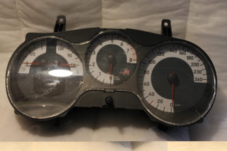 Панель приборов Сеат Леон 2