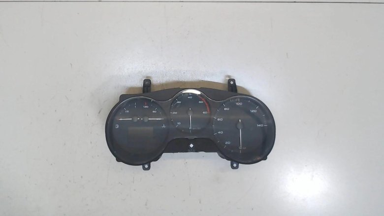 Щиток приборов Сеат