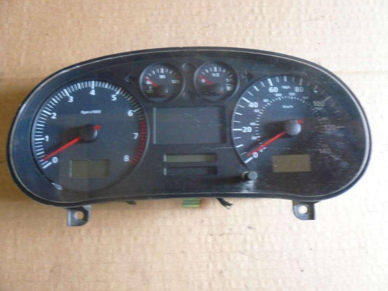 Внутри автомобиля