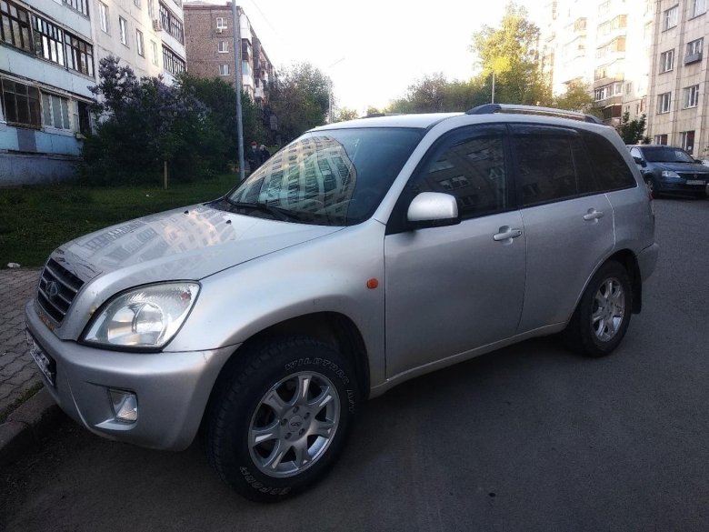 Машина чери Тигго 2011