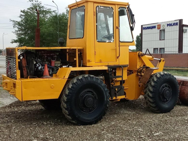 Фронтальный погрузчик то 30