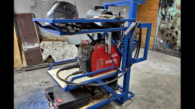 Тележка под сварочный полуавтомат сбалоном 20