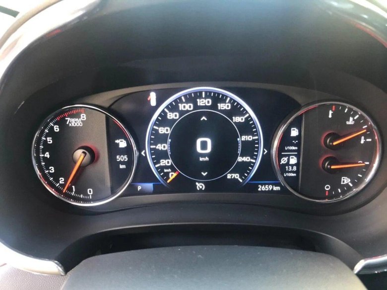 Chevrolet Malibu приборная панель