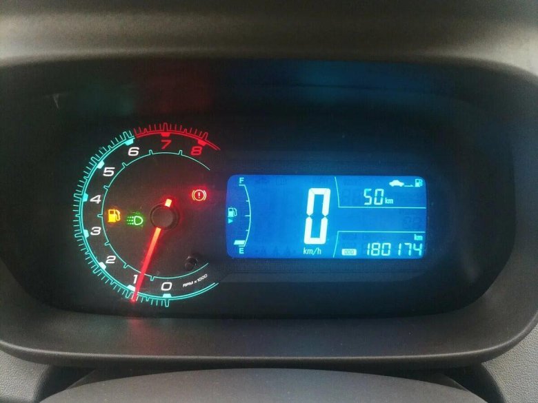 Шевроле кобальт спидоме