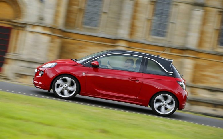 Opel Adam 2013