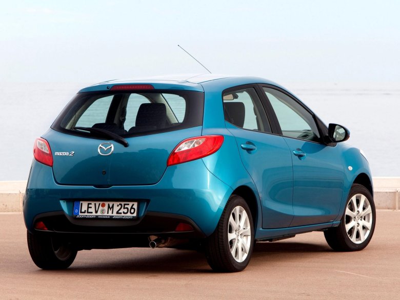 Mazda 2